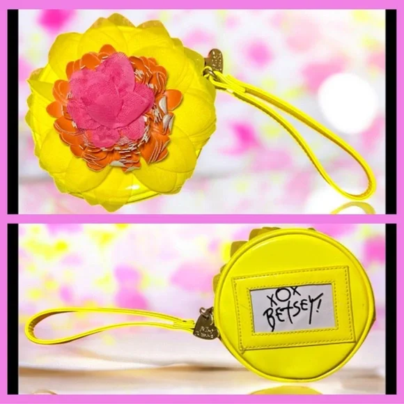 Betsey Johnson Wristlet ~ Round ~ Yellow ~ 3D Flower Applique ~ Pink Orange - Picture 11 of 11
